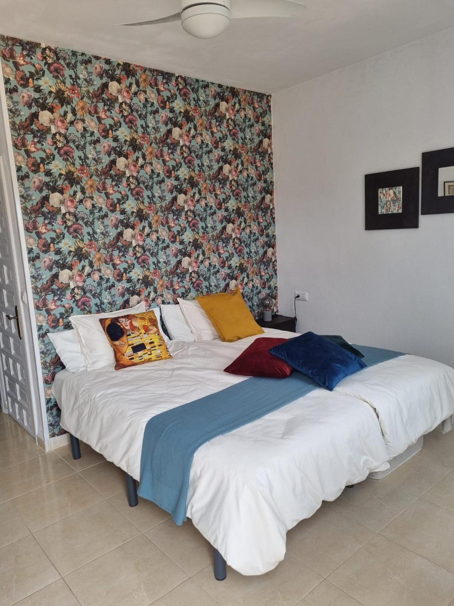 B&B Casa Blanca Oria Exterior photo
